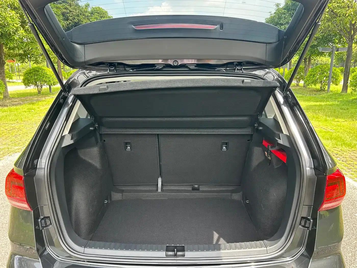 Tharu 2021 280TSI 2WD Luxury Edition PLUS — миниатюра 17