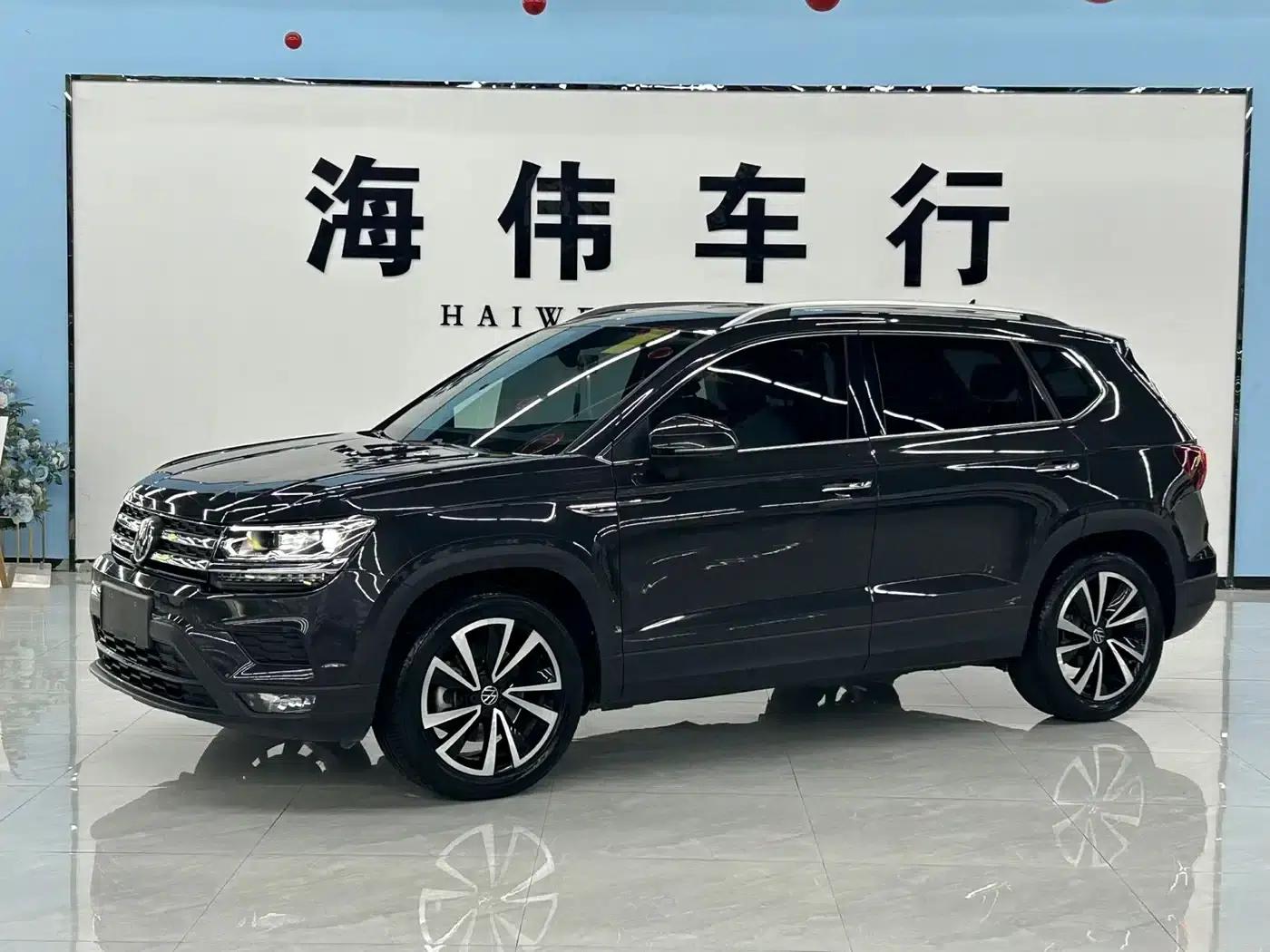 Tharu 2022 280TSI 2WD Luxury Edition — миниатюра 1