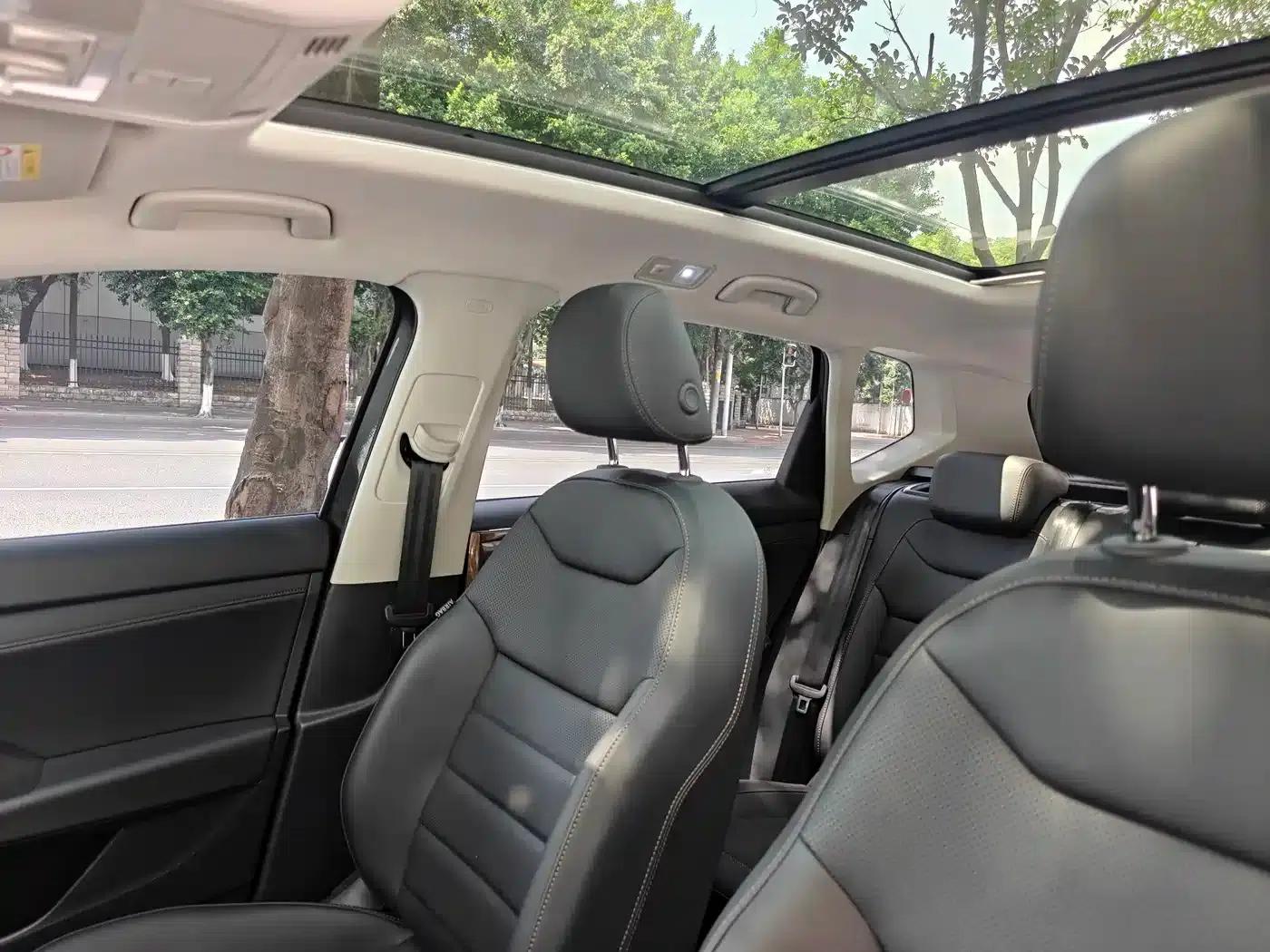 Tharu 2022 280TSI 2WD Luxury Edition — миниатюра 14