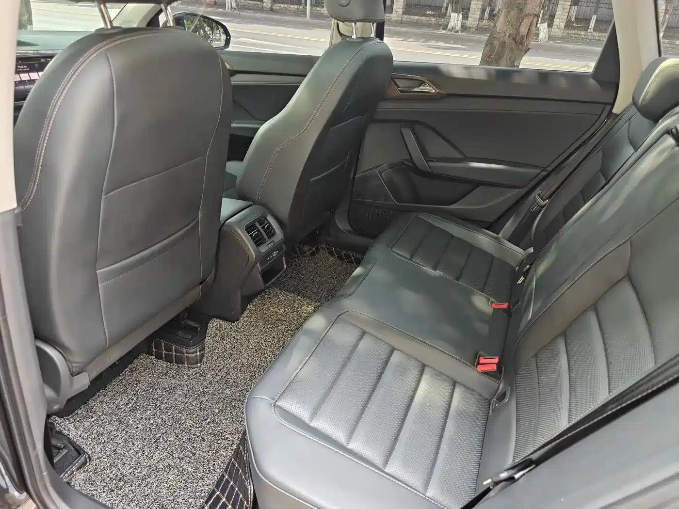 Tharu 2022 280TSI 2WD Luxury Edition — миниатюра 16