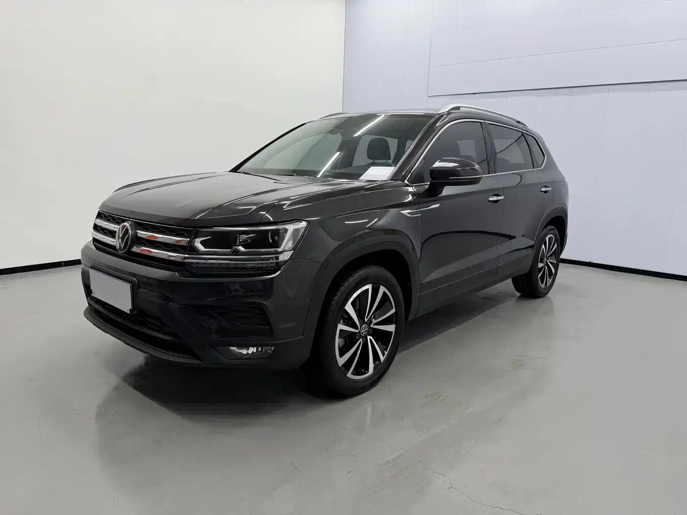 Tharu 2022 280TSI 2WD Luxury Edition — миниатюра 1