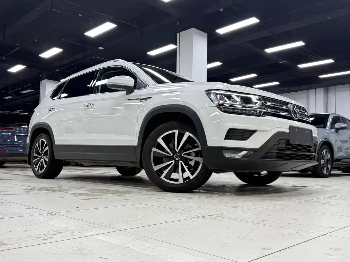Tharu 2022 280TSI 2WD Luxury Edition — миниатюра 2