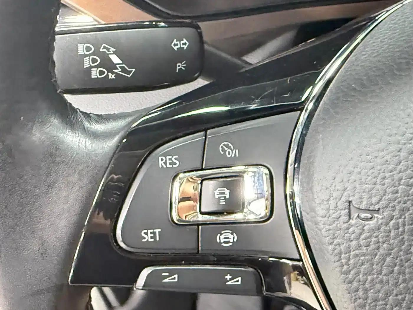 Tharu 2022 280TSI 2WD Luxury Edition — миниатюра 12