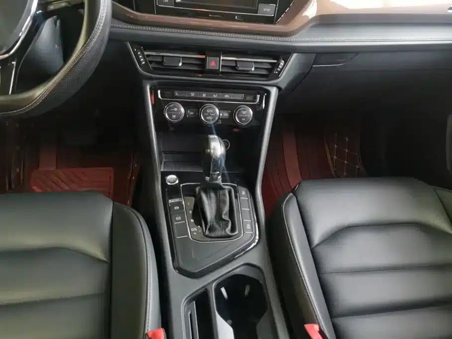 Tharu 2019 280TSI 2WD Comfort Edition (National V Emission Standard) — миниатюра 16