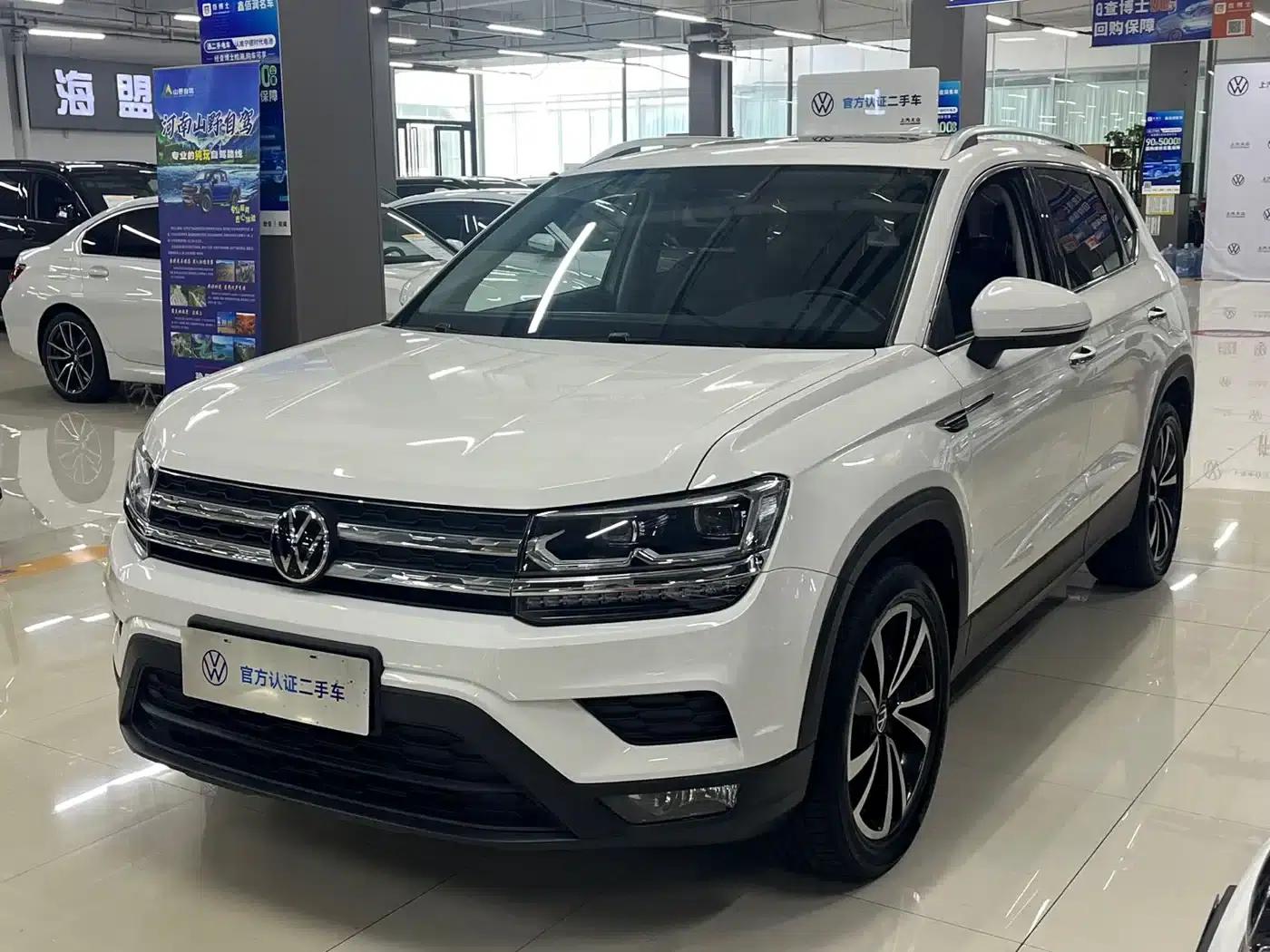 Tharu 2022 280TSI 2WD Luxury Edition — миниатюра 1