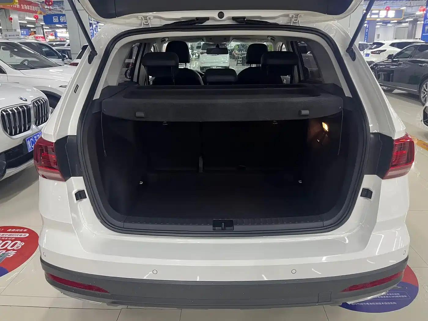 Tharu 2022 280TSI 2WD Luxury Edition — миниатюра 13