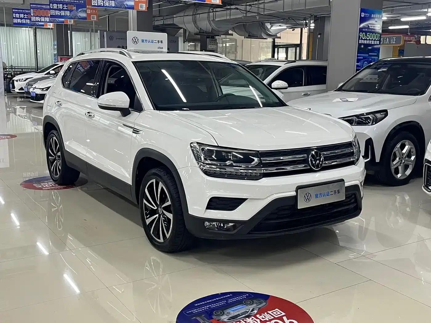 Tharu 2022 280TSI 2WD Luxury Edition — миниатюра 3