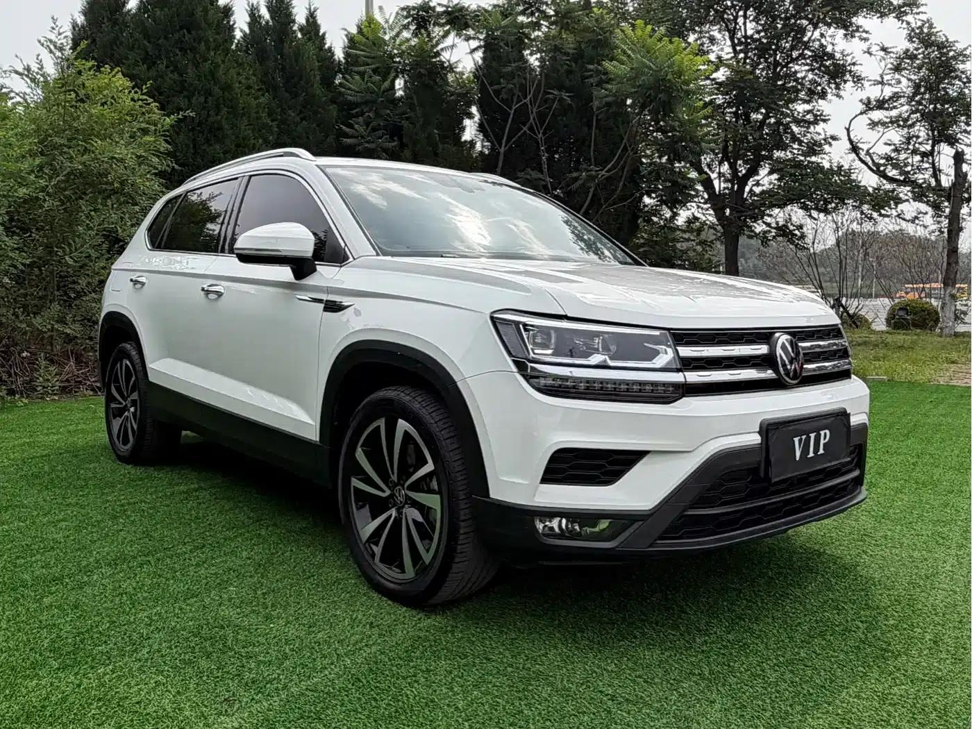 Tharu 2022 280TSI 2WD Luxury Edition — миниатюра 3