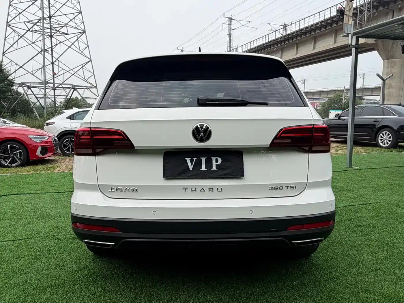 Tharu 2022 280TSI 2WD Luxury Edition — миниатюра 5