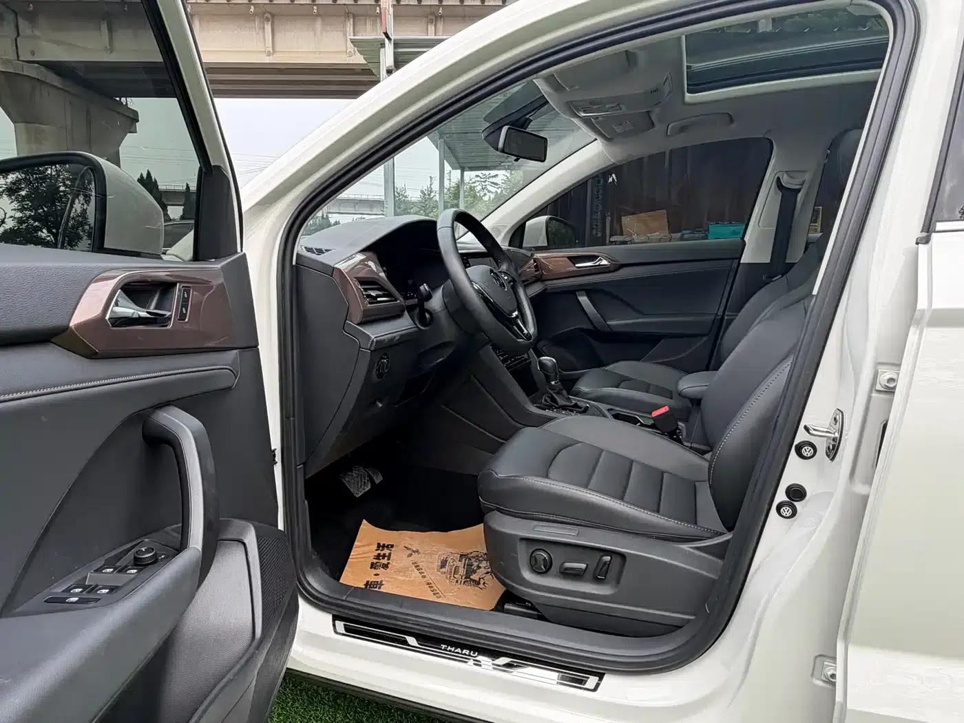 Tharu 2022 280TSI 2WD Luxury Edition — миниатюра 8
