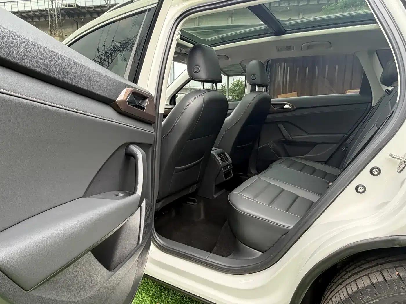 Tharu 2022 280TSI 2WD Luxury Edition — миниатюра 9