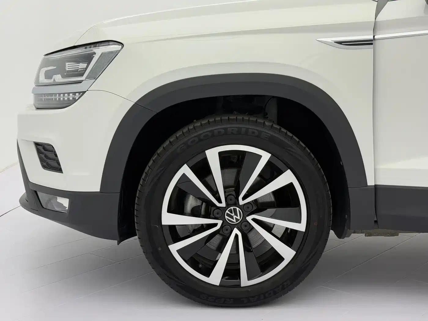 Tharu 2021 280TSI 2WD Luxury Edition — миниатюра 19