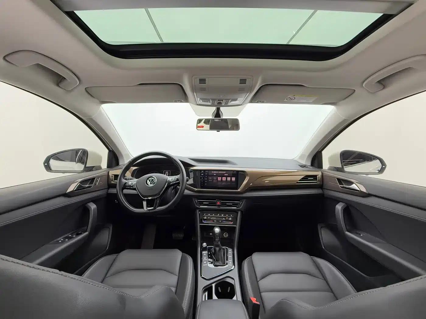 Tharu 2021 280TSI 2WD Luxury Edition — миниатюра 9