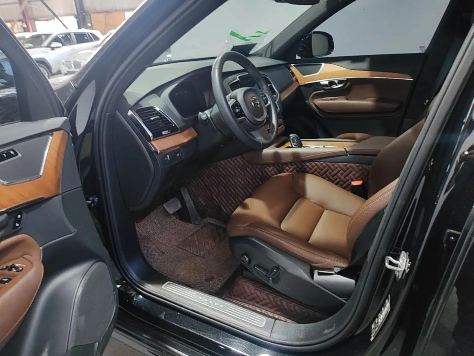 Volvo XC90 2021 B6 Zhiyi Luxury Edition 7-Seater — миниатюра 22