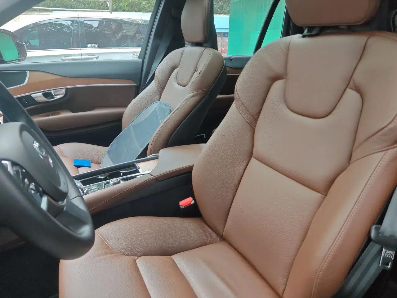 Volvo XC90 2024 B6 Zhiyi Luxury 7-Seater — миниатюра 15