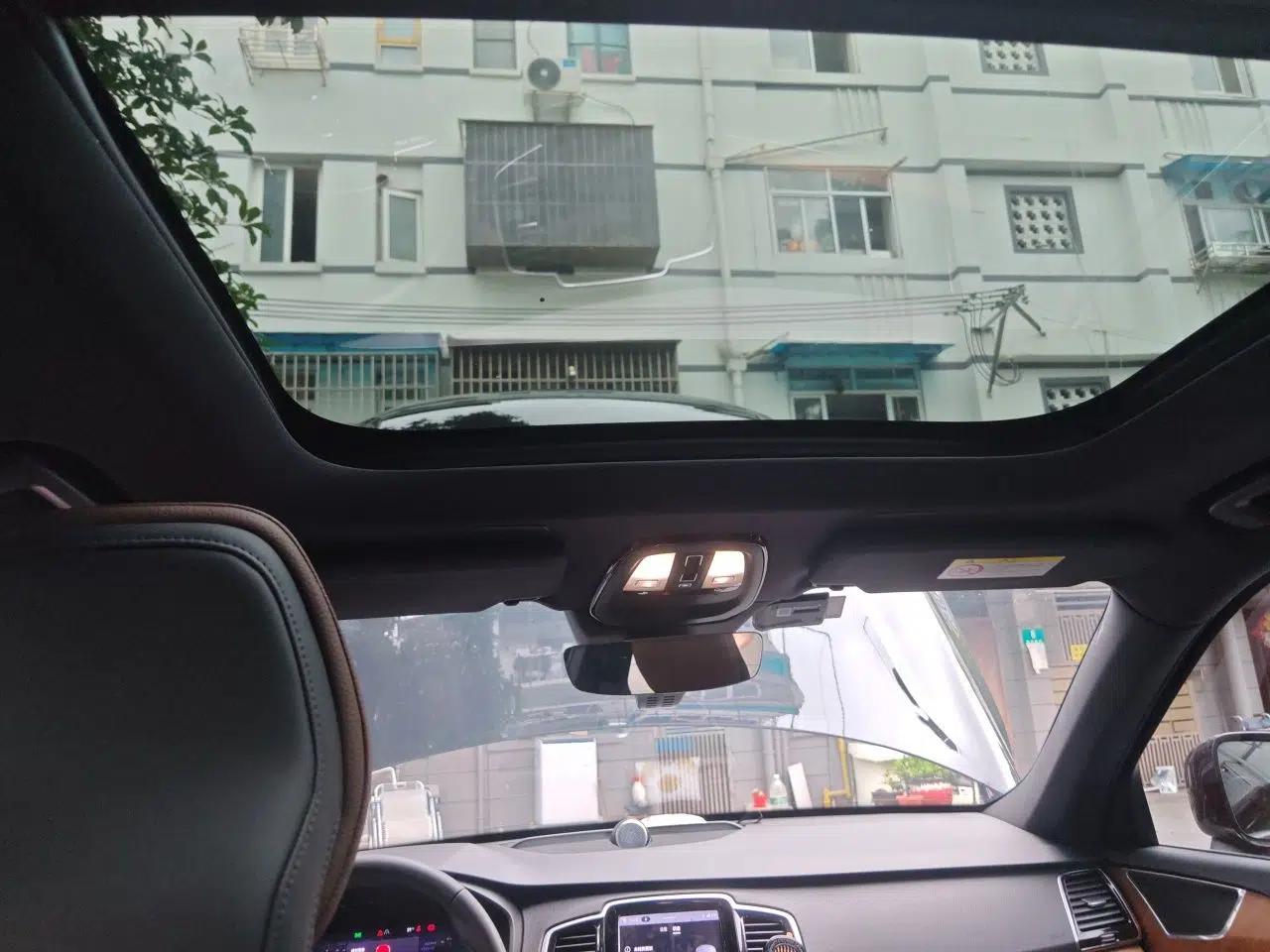 Volvo XC90 2024 B6 Zhiyi Luxury 7-Seater — миниатюра 18