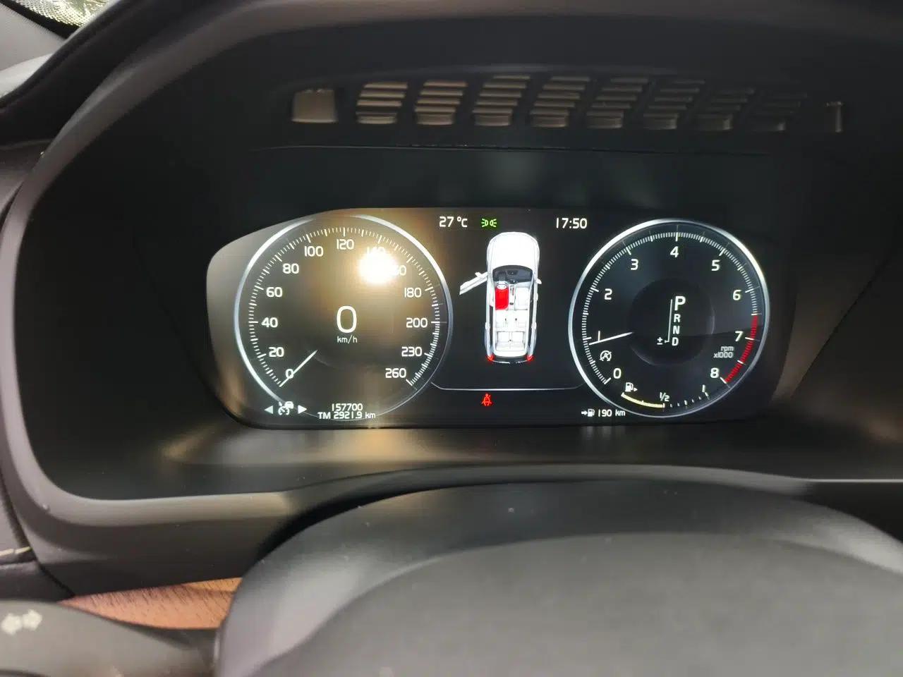 Volvo XC90 2019 T6 Zhiya Edition 7-Seater China VI Standard — миниатюра 11