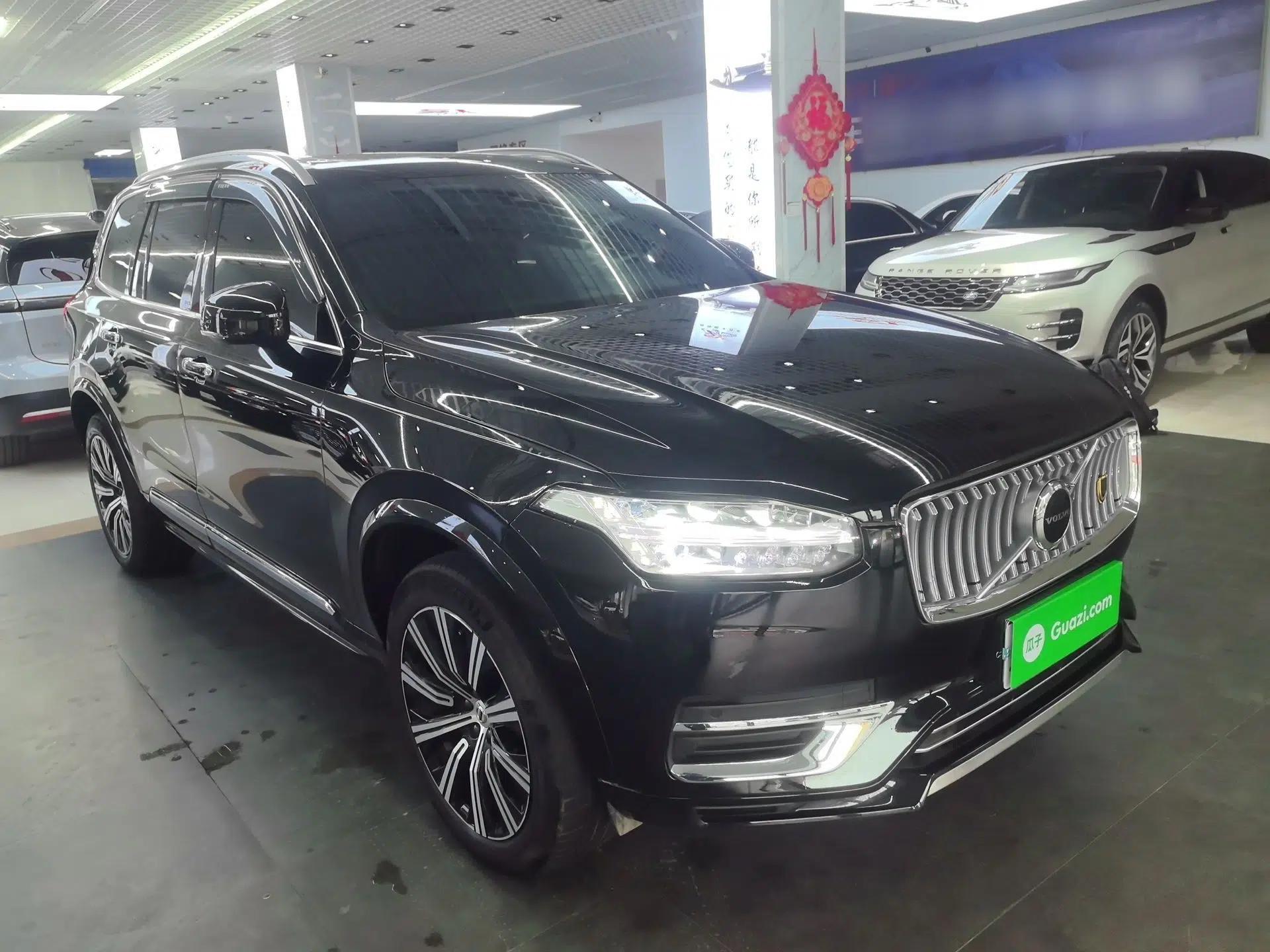 Volvo XC90 2024 B5 SmartDrive Luxury Edition 5 Seats — миниатюра 3