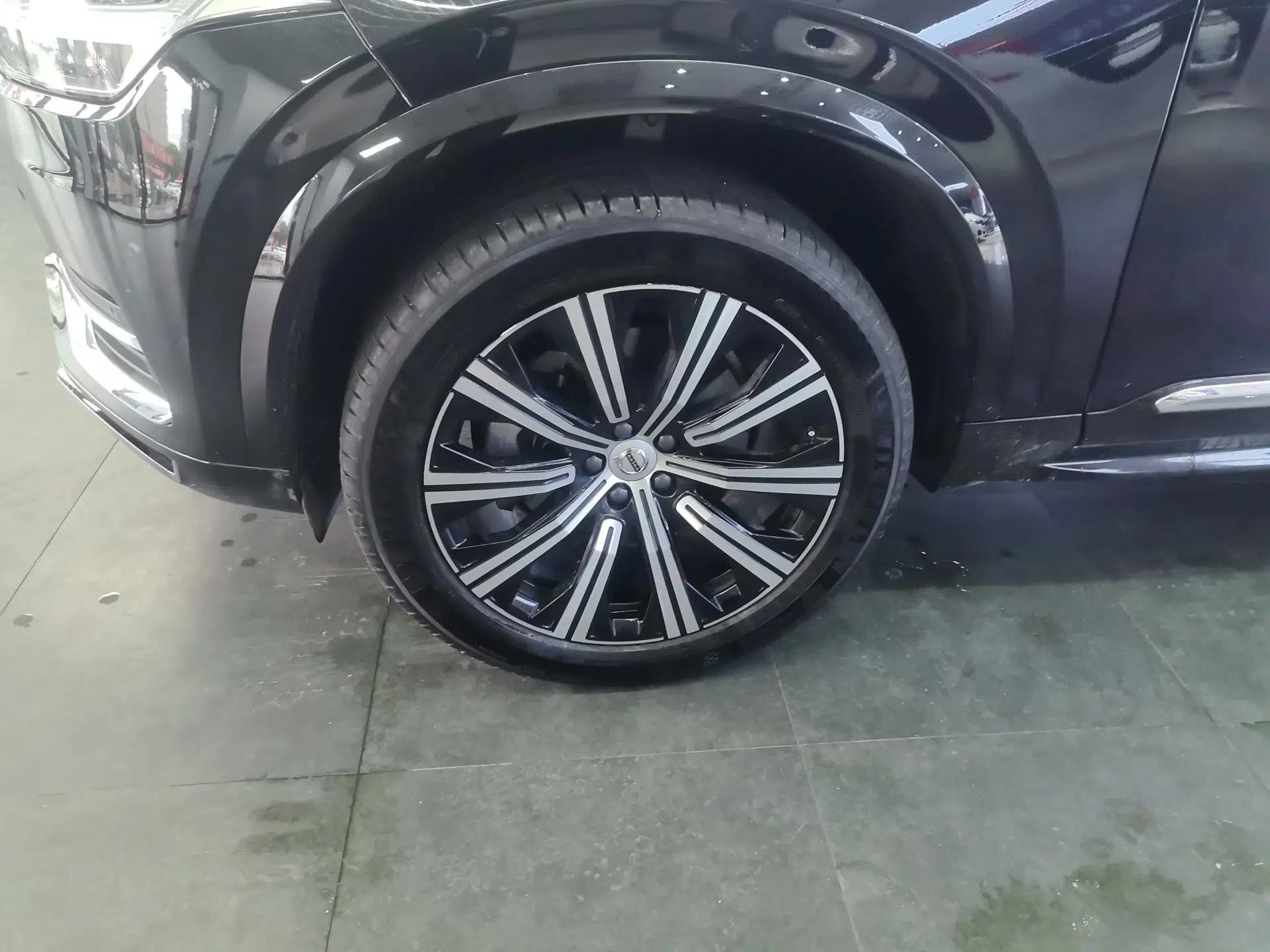 Volvo XC90 2024 B5 SmartDrive Luxury Edition 5 Seats — миниатюра 10