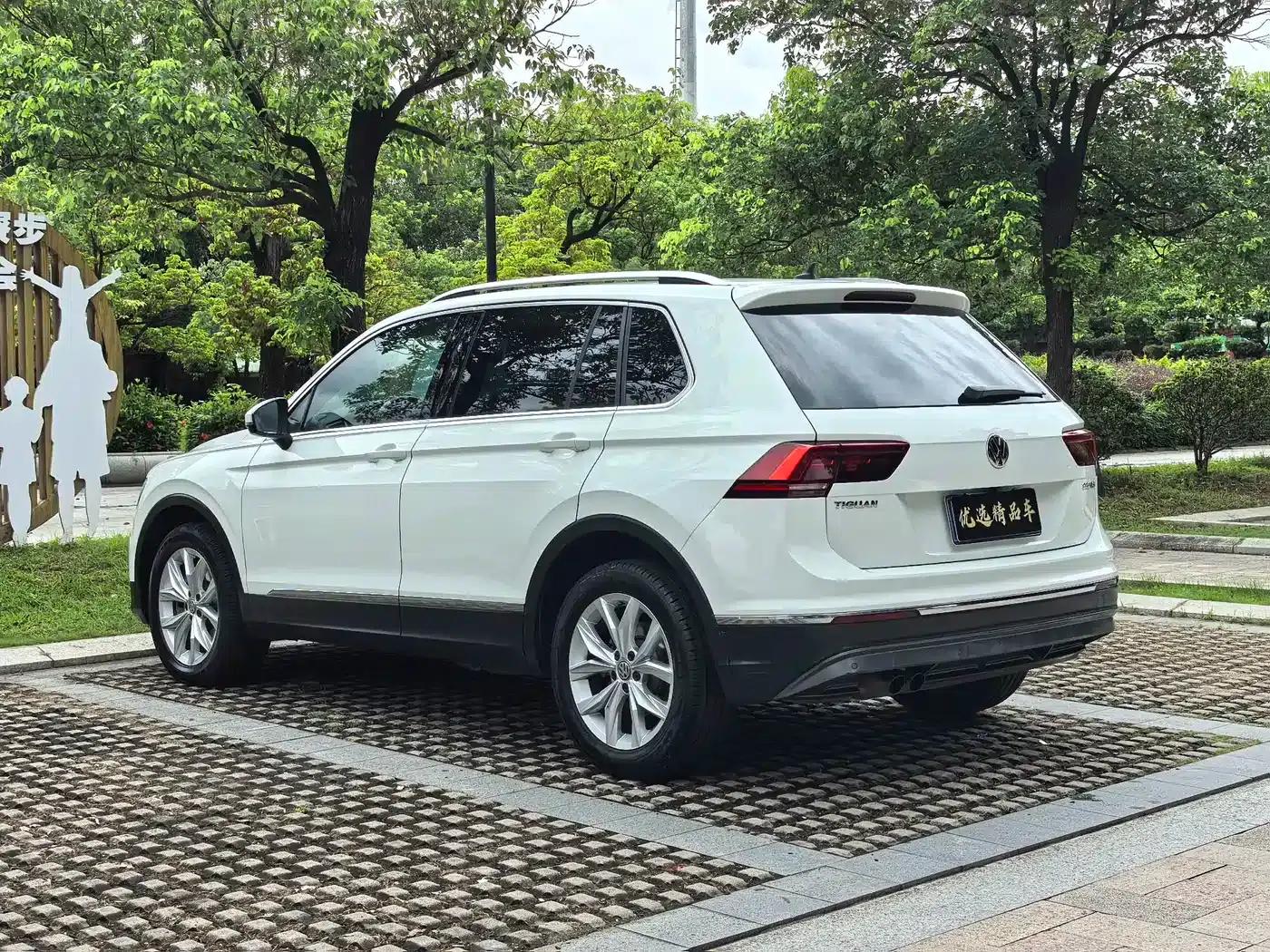 2018 Tiguan 330TSI AWD Elite Edition — миниатюра 7
