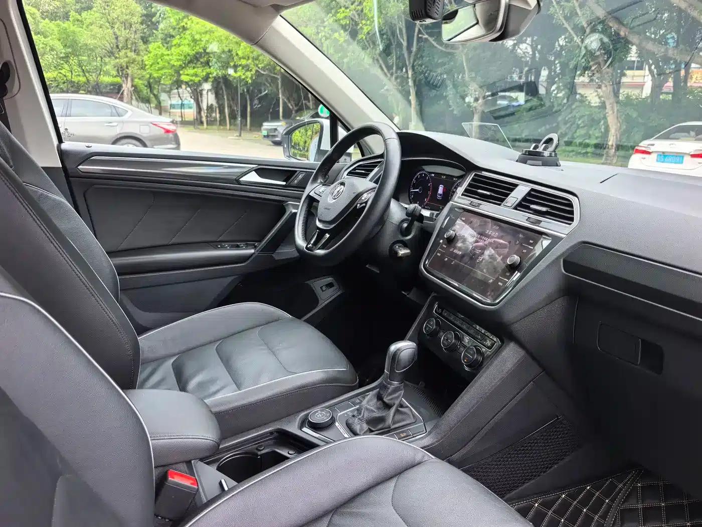 2018 Tiguan 330TSI AWD Elite Edition — миниатюра 10