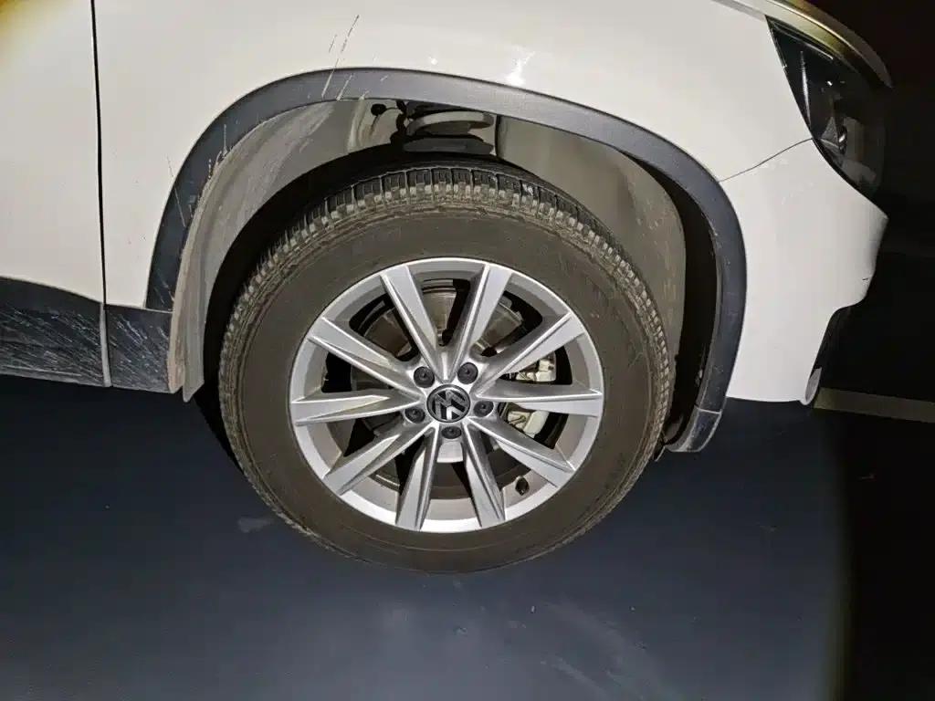 2013 Volkswagen Tiguan 1.8TSI Automatic 2WD Comfort Edition — миниатюра 26