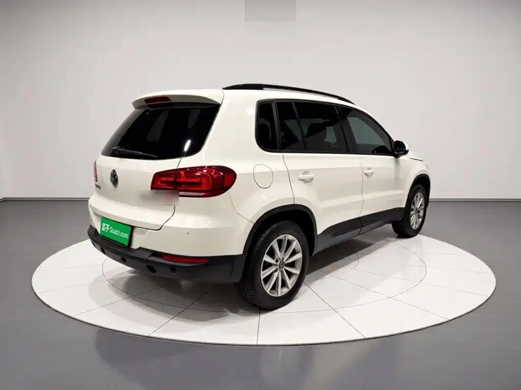 2013 Volkswagen Tiguan 1.8TSI Automatic 2WD Comfort Edition — миниатюра 4