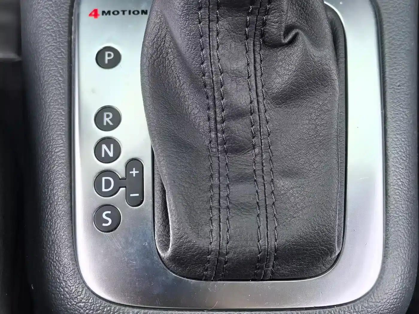 2015 Volkswagen Tiguan 1.8TSI Automatic 4WD Comfort Edition — миниатюра 8