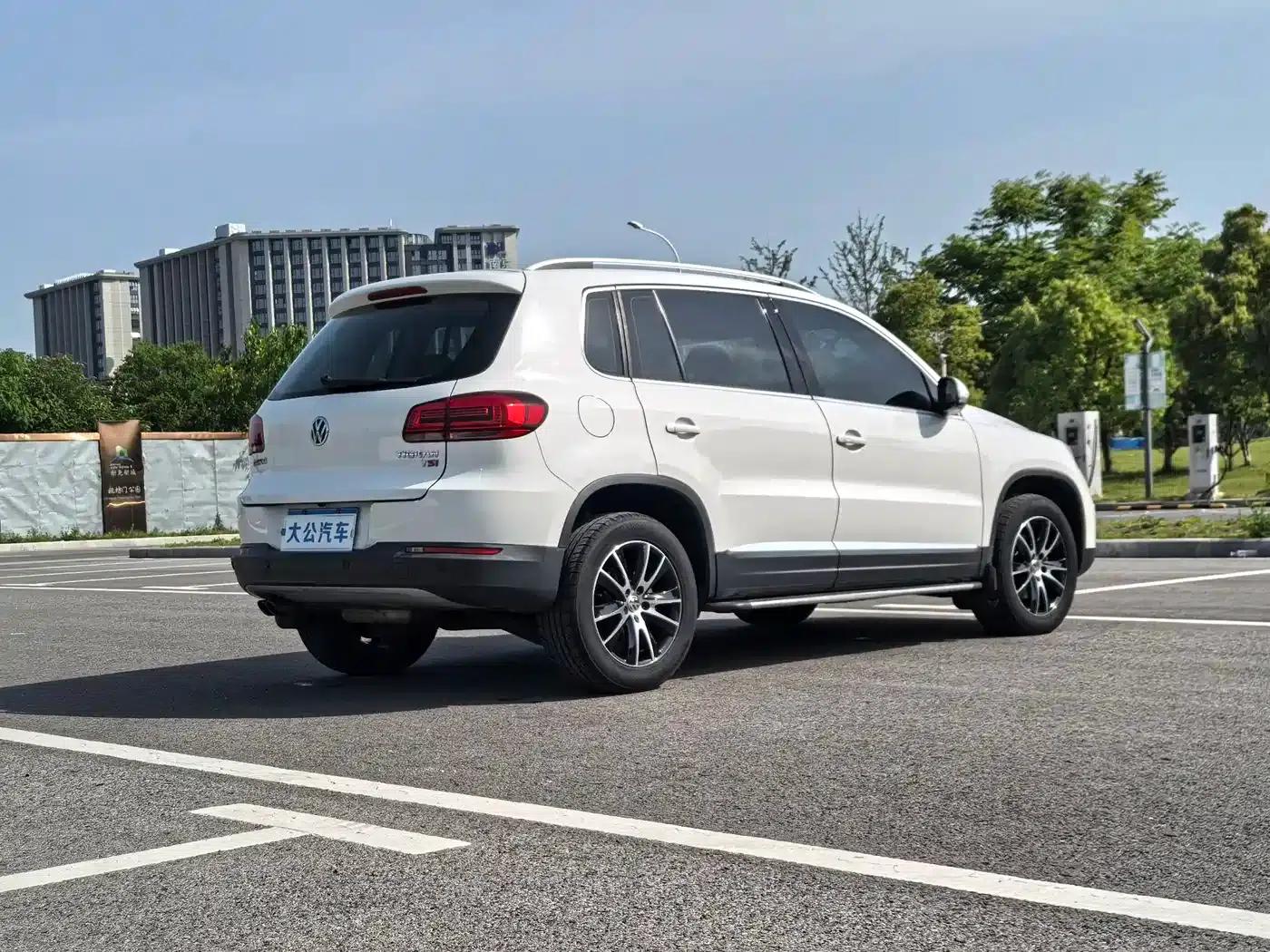 Tiguan 2015 1.8TSI Automatic 2WD Luxury — миниатюра 11