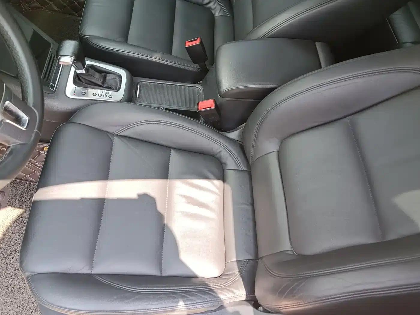 Tiguan 2010 1.8TSI Automatic 4WD Fashion Edition — миниатюра 15