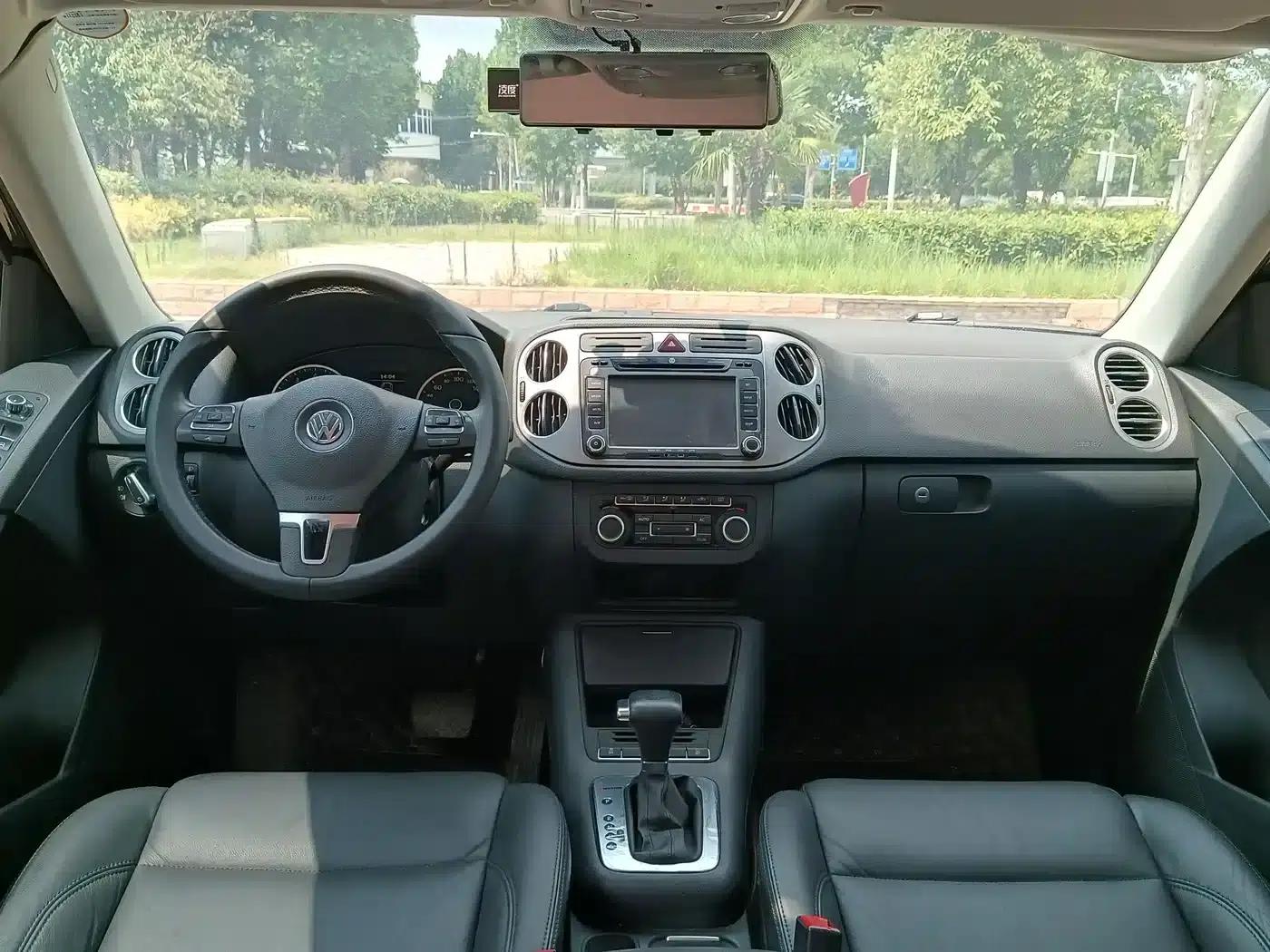 Tiguan 2010 1.8TSI Automatic 4WD Fashion Edition — миниатюра 6