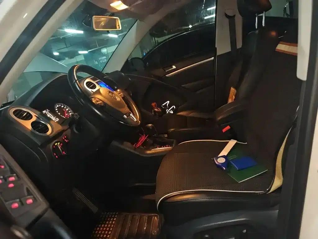 2015 Volkswagen Tiguan 1.8TSI Automatic 2WD Comfort Edition — миниатюра 11