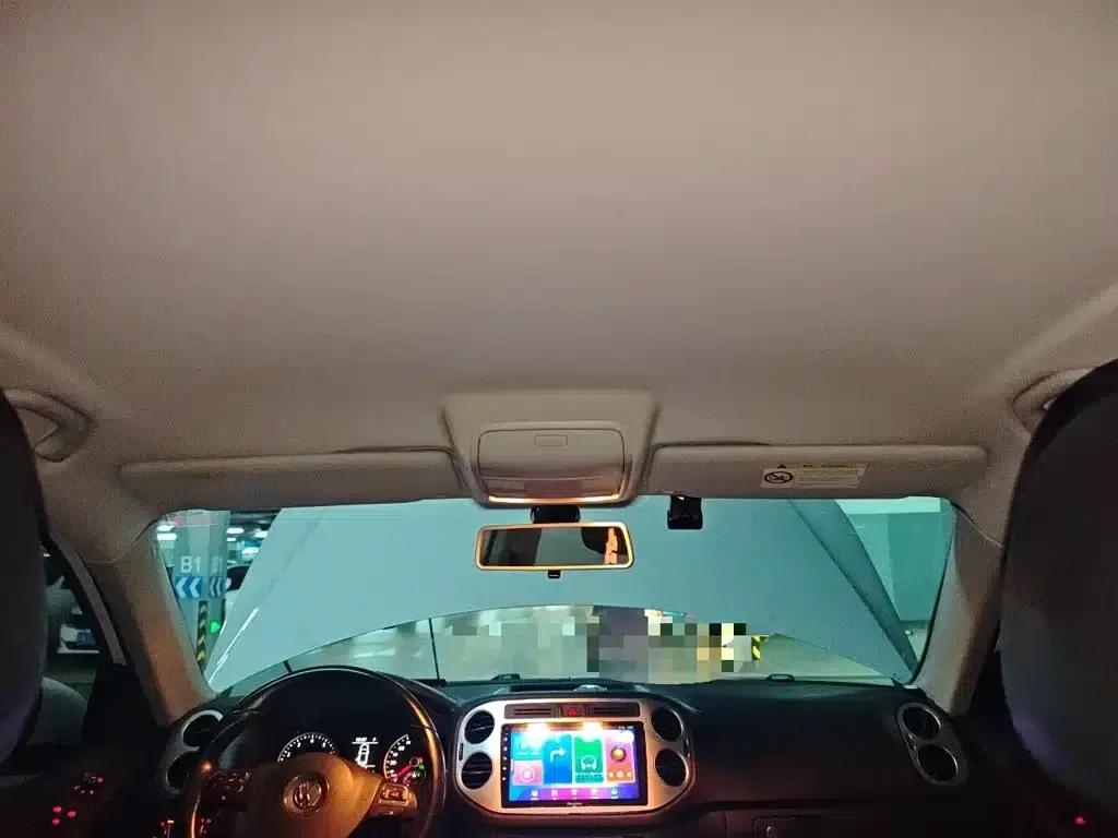 2015 Volkswagen Tiguan 1.8TSI Automatic 2WD Comfort Edition — миниатюра 14