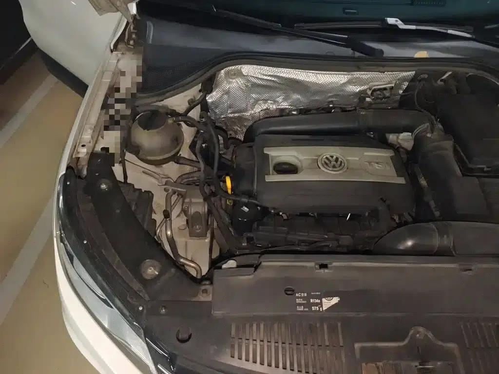 2015 Volkswagen Tiguan 1.8TSI Automatic 2WD Comfort Edition — миниатюра 22