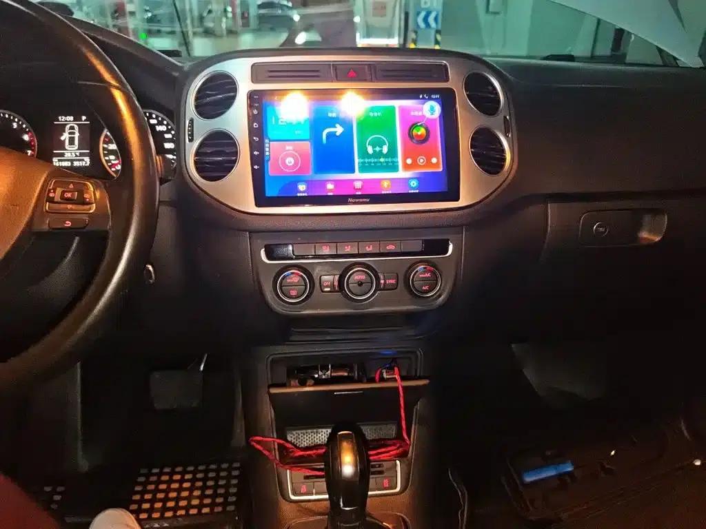 2015 Volkswagen Tiguan 1.8TSI Automatic 2WD Comfort Edition — миниатюра 9