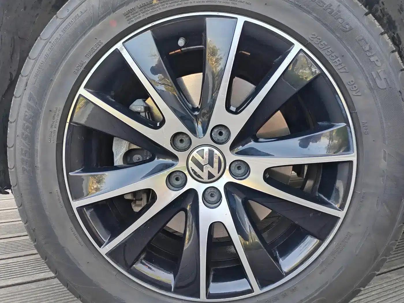2013 Volkswagen Tiguan 2.0TSI Automatic 4WD Luxury Edition — миниатюра 15