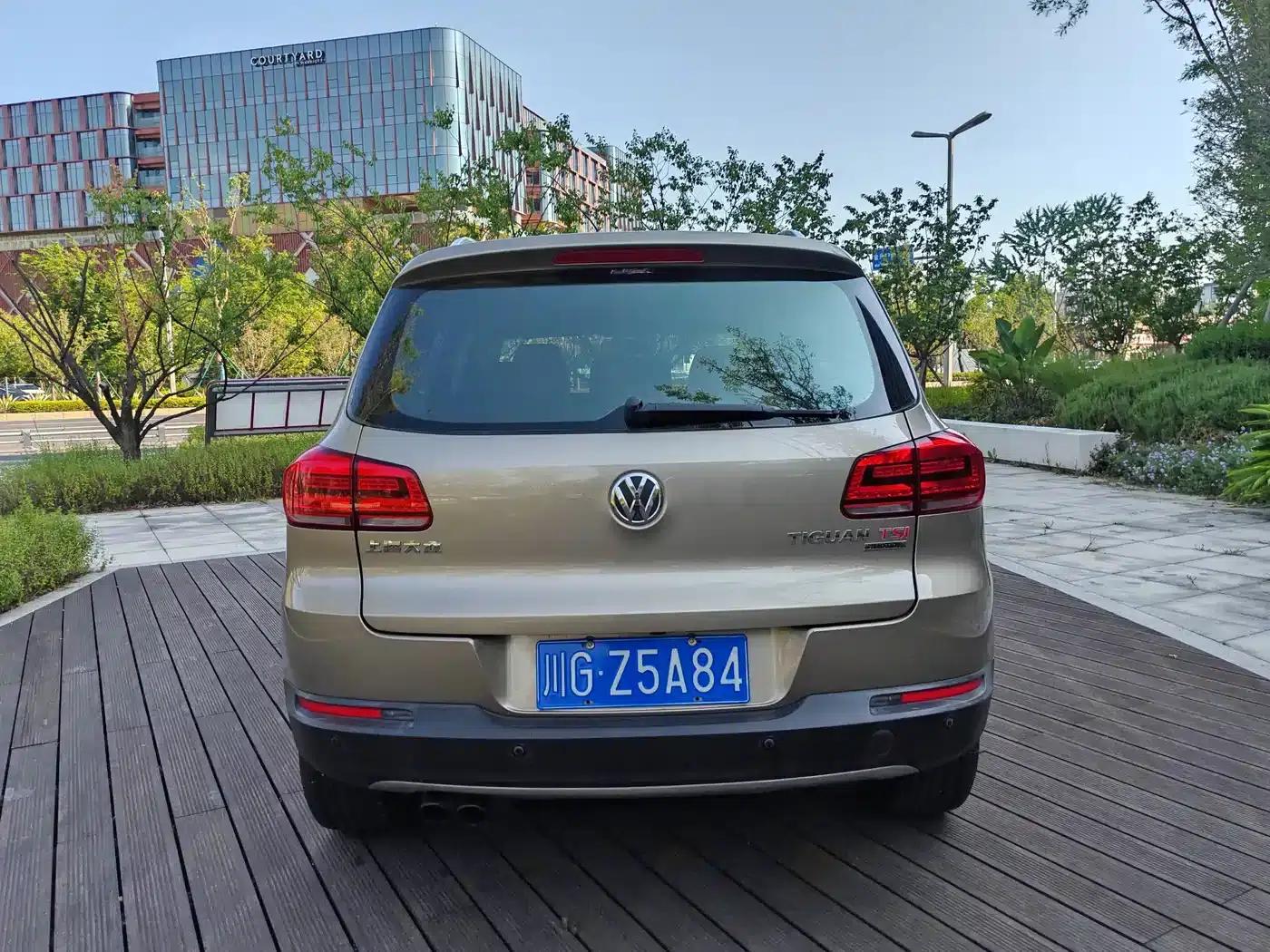 2013 Volkswagen Tiguan 2.0TSI Automatic 4WD Luxury Edition — миниатюра 5