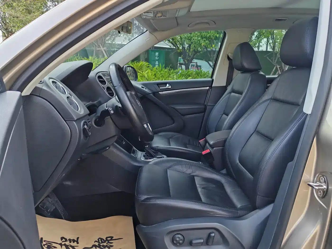 2013 Volkswagen Tiguan 2.0TSI Automatic 4WD Luxury Edition — миниатюра 9