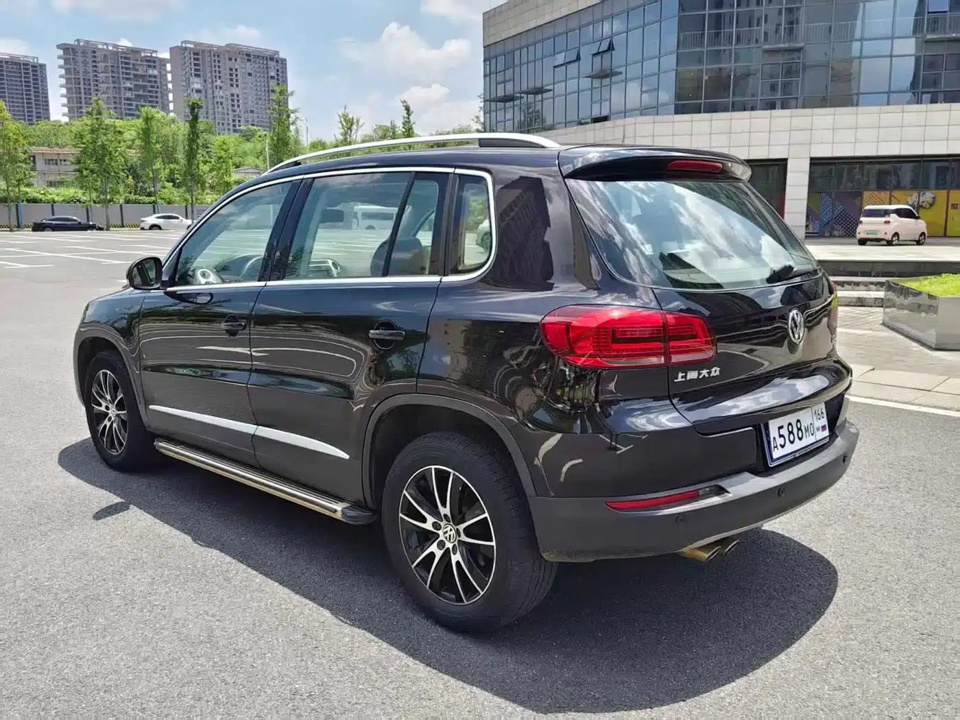 Tiguan 2015 1.8TSI Automatic 2WD Luxury — миниатюра 9