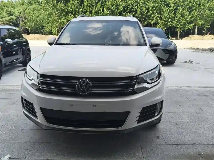 Tiguan 2013 1.8TSI Automatic 4WD Luxury — миниатюра 2