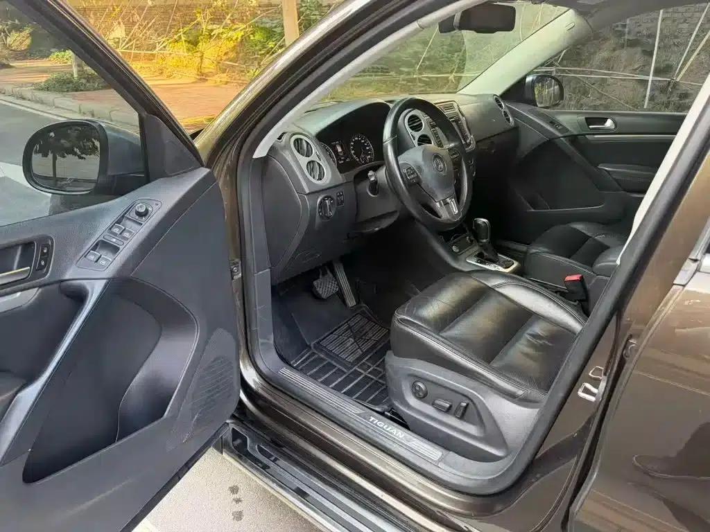 Tiguan 2015 1.8TSI Automatic 2WD Luxury — миниатюра 6
