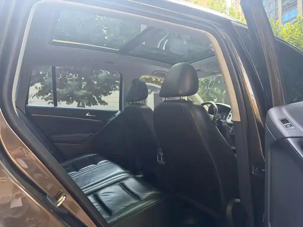 Tiguan 2015 1.8TSI Automatic 2WD Luxury — миниатюра 9