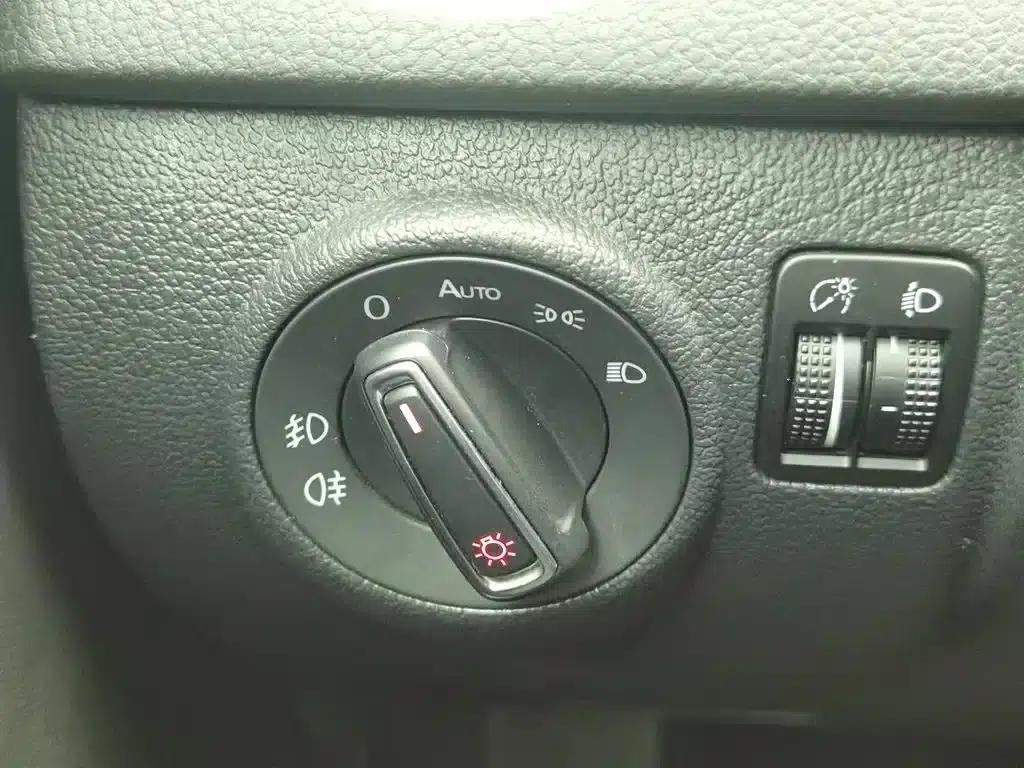 Tiguan 2017 300TSI Automatic 2WD Silk Road Comfort Edition — миниатюра 21