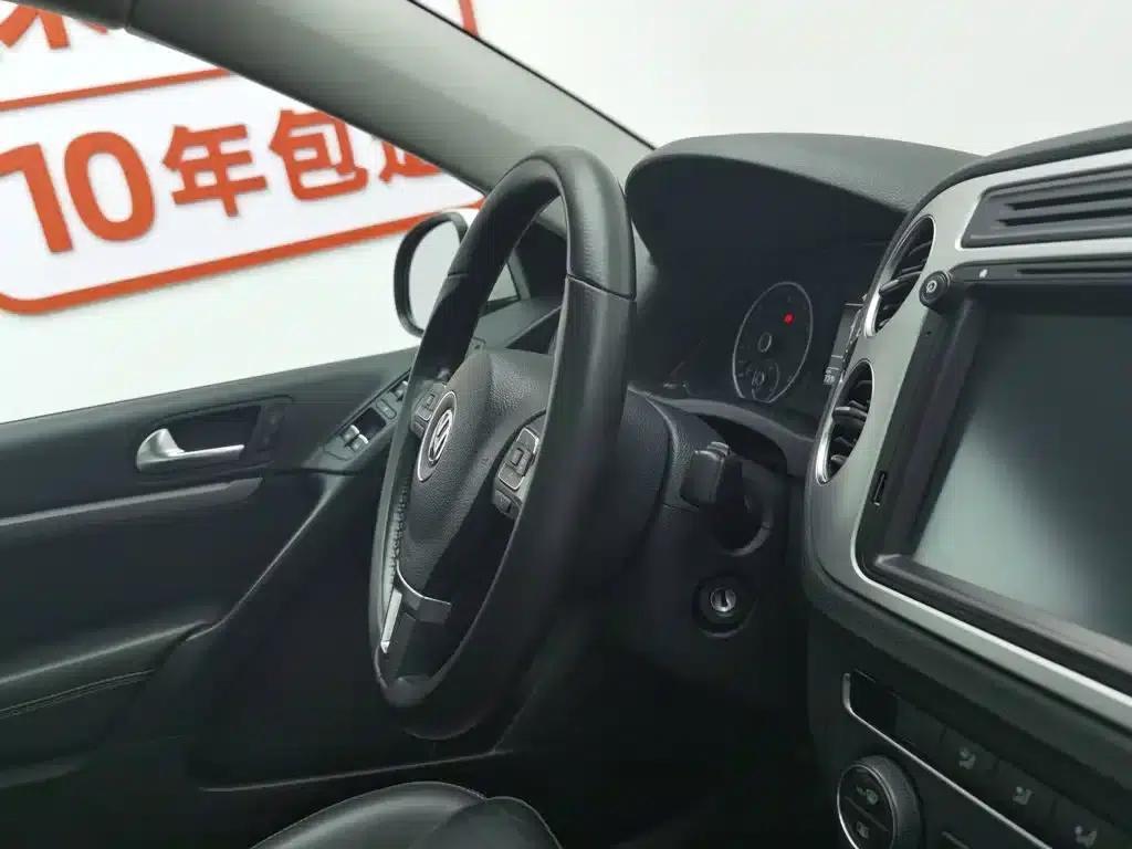 Tiguan 2017 300TSI Automatic 2WD Silk Road Comfort Edition — миниатюра 22