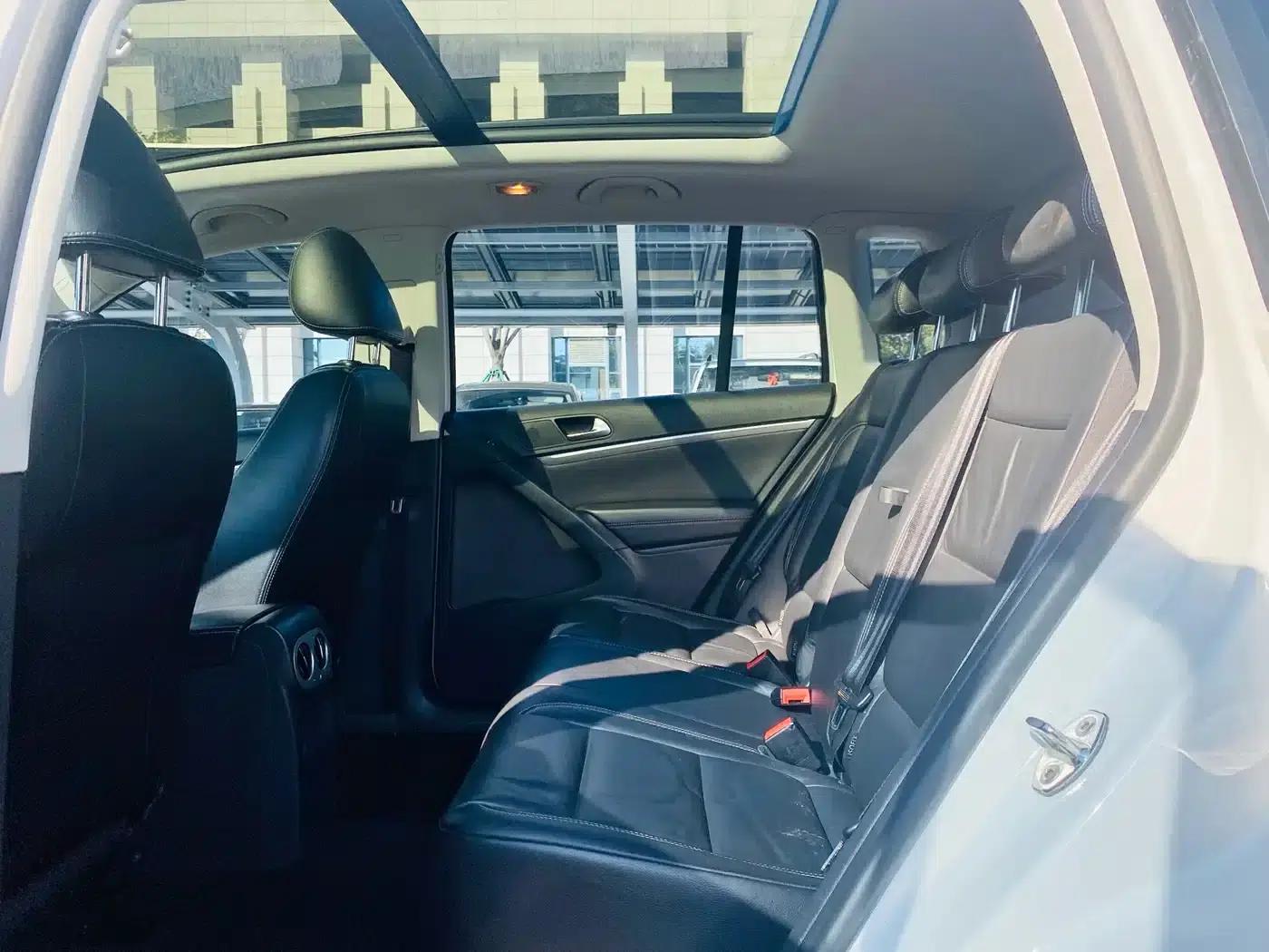 Tiguan 2017 300TSI Automatic 2WD Silk Road Comfort Edition — миниатюра 11