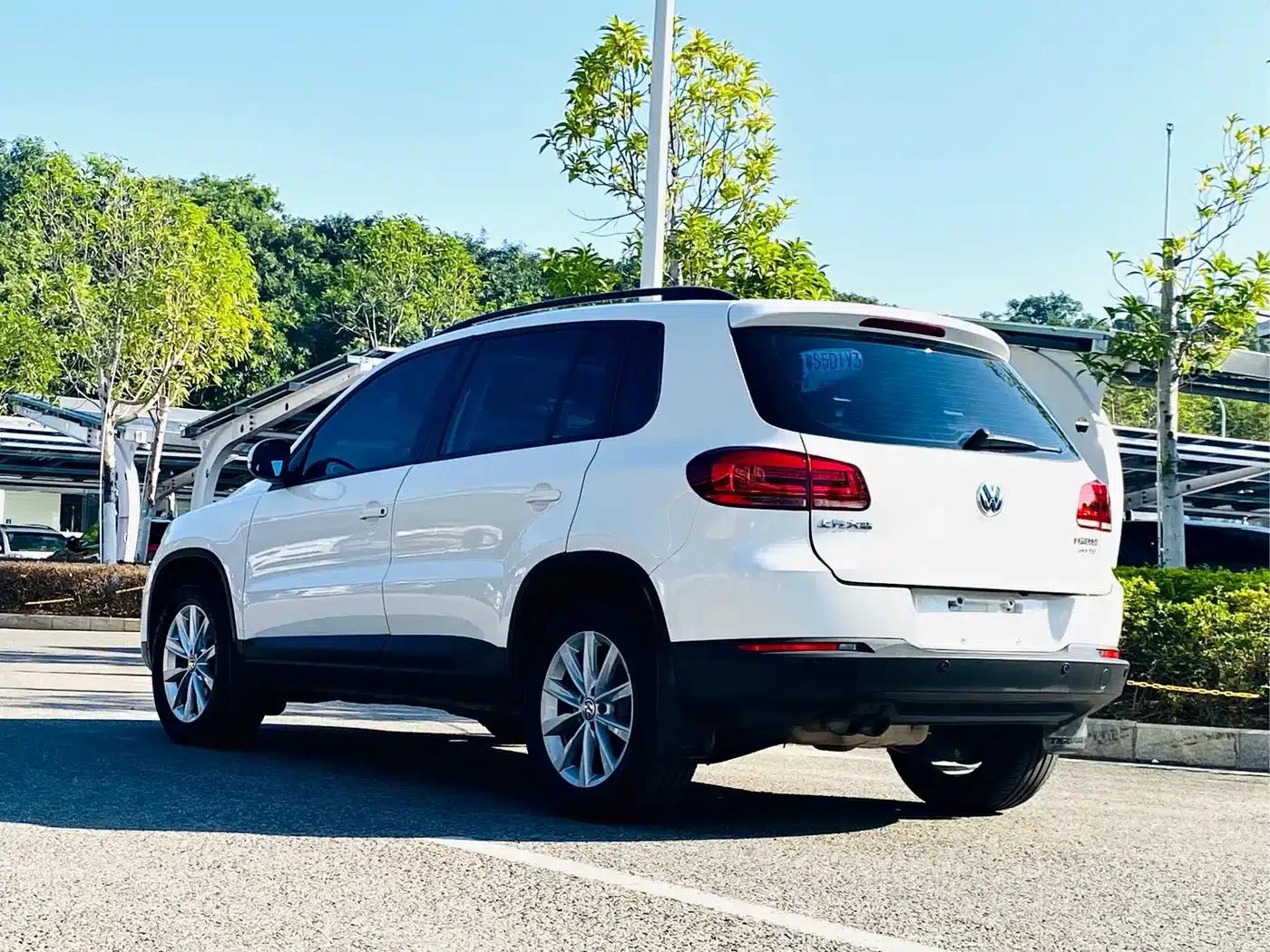 Tiguan 2017 300TSI Automatic 2WD Silk Road Comfort Edition — миниатюра 5