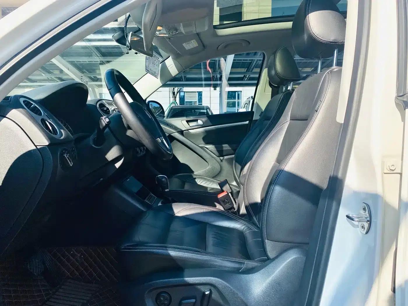 Tiguan 2017 300TSI Automatic 2WD Silk Road Comfort Edition — миниатюра 10