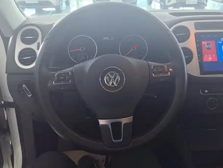 Tiguan 2017 300TSI Automatic 2WD Silk Road Comfort Edition — миниатюра 15