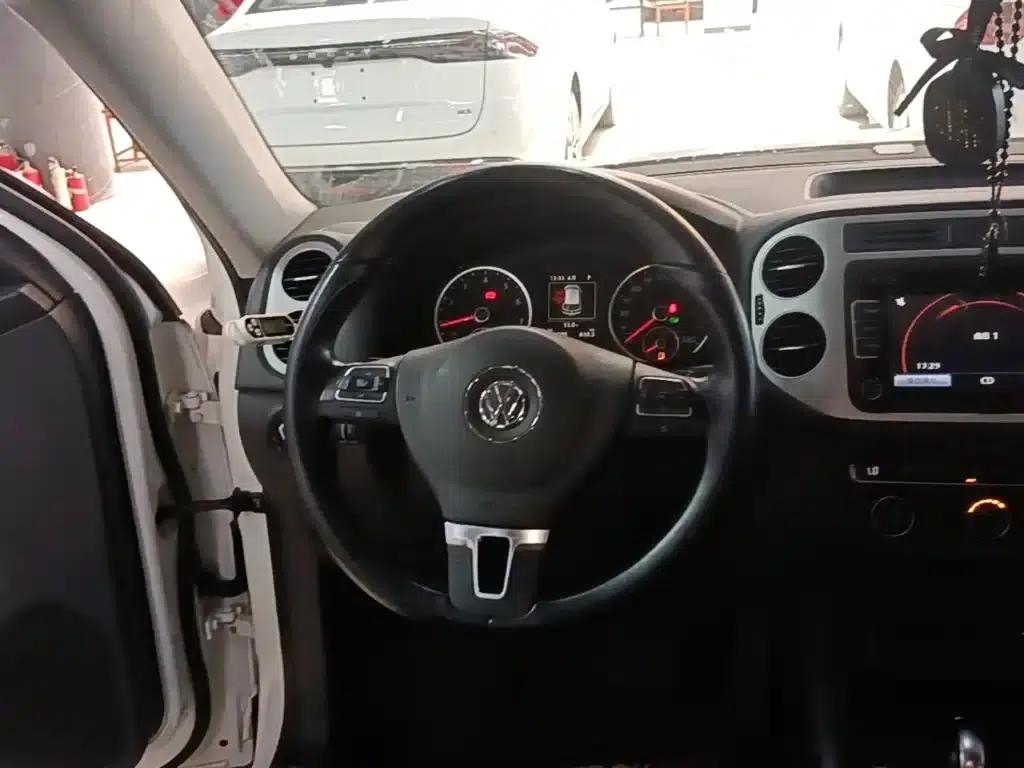 Tiguan 2015 1.8TSI Automatic 2WD Luxury — миниатюра 11