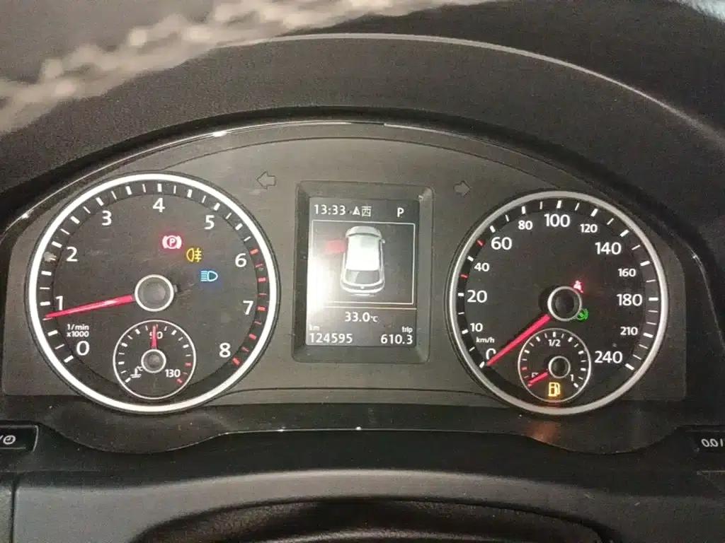 Tiguan 2015 1.8TSI Automatic 2WD Luxury — миниатюра 12